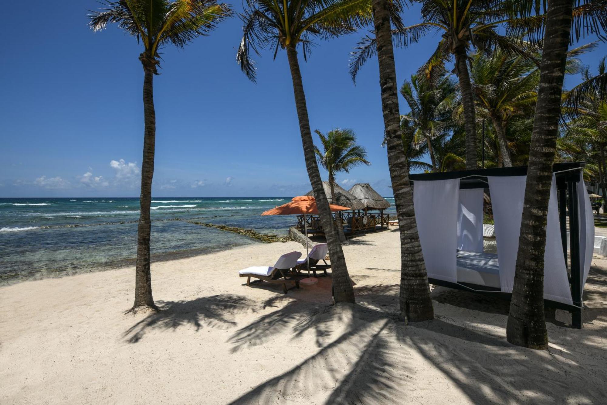 Hidden Beach Resort Au Naturel Adults Only Catamaran, Cenote & More Inclusive Акумал Екстериор снимка